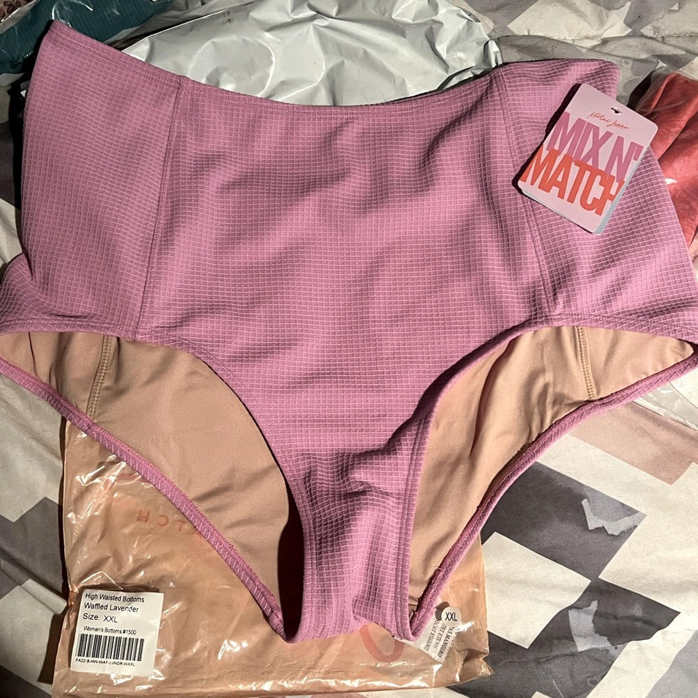 Kortni Jeane High Waisted bottoms NWT
